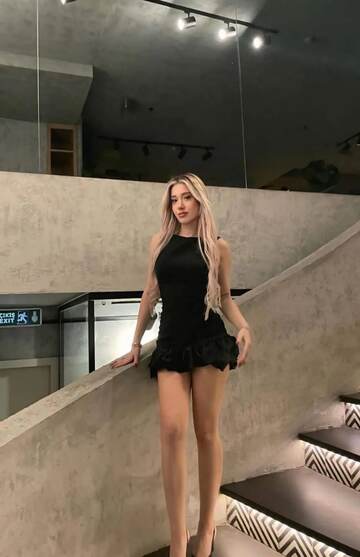 Hülya Ek Fotoğraf 2