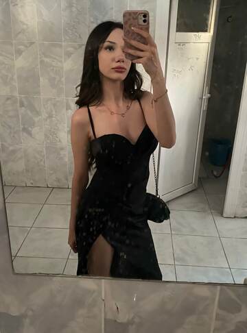Hülya Ek Fotoğraf 3
