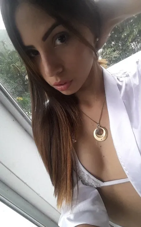 Irmak Silivri Escort Profil Resmi Irmak - Silivri VIP Escort Bayan Modeli - Gerçek Fotoğraflı İlan